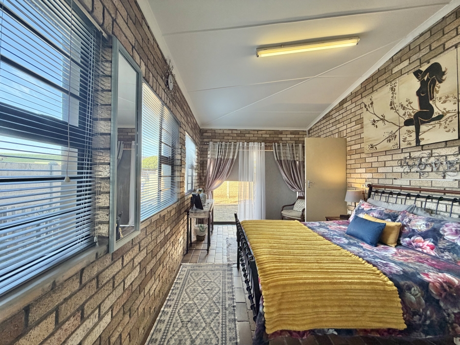 4 Bedroom Property for Sale in Kabeljauws Eastern Cape